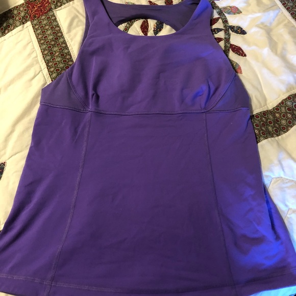 Lulumemon tank ( sold on another site) - Picture 1 of 3